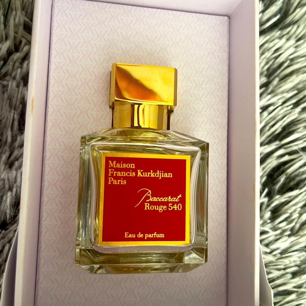 Maison francis kurkdjian baccarat rouge 540